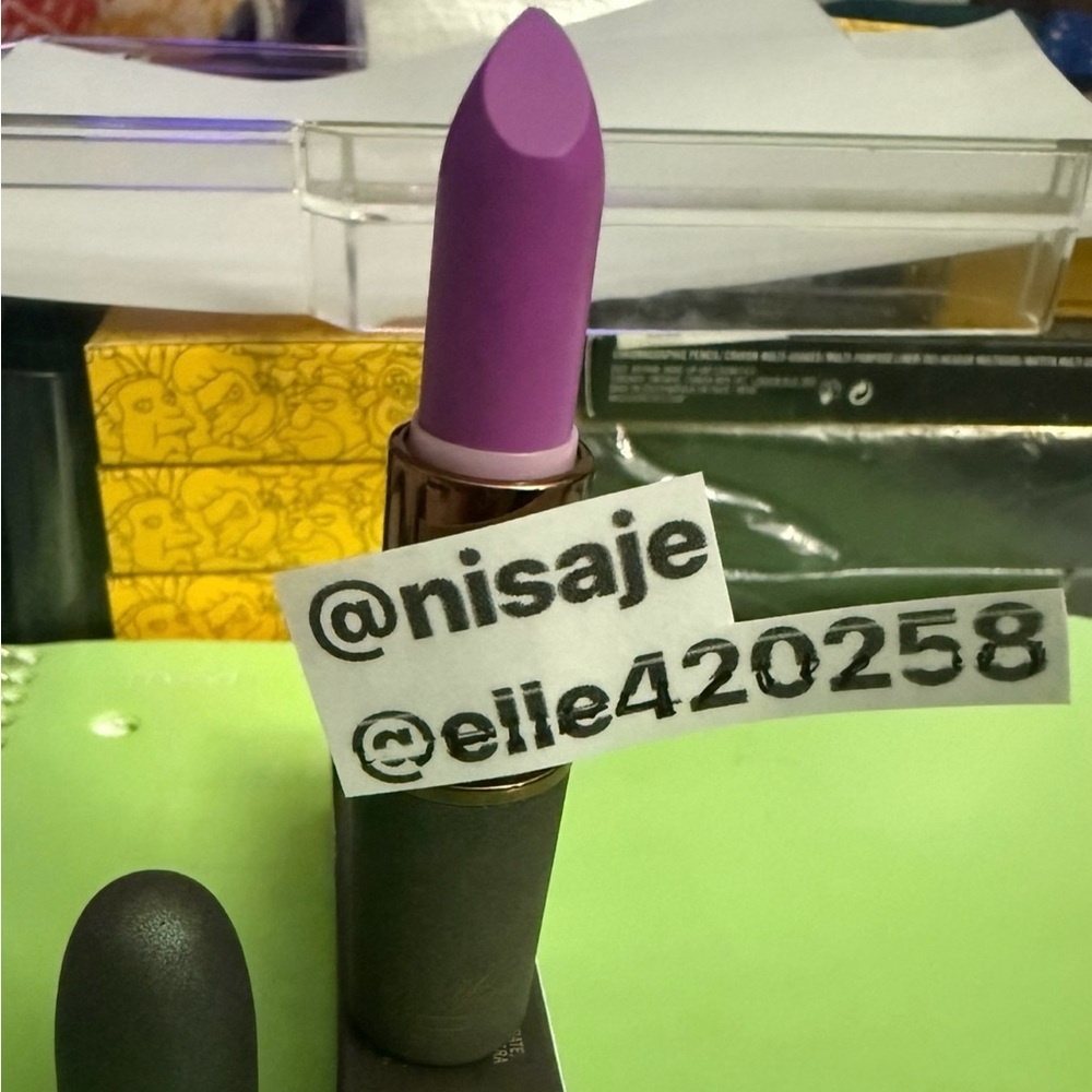 MAC Lavender Jade Bao Bao Wan Super *Rare* Lipstick in Mint Condition